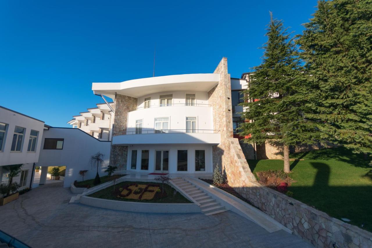 Chateau Linza Resort Тирана Екстер'єр фото