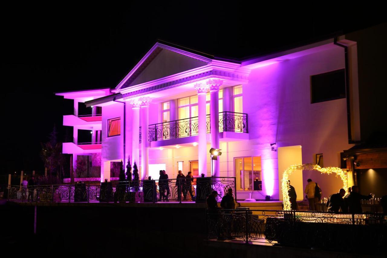 Chateau Linza Resort Тирана Екстер'єр фото