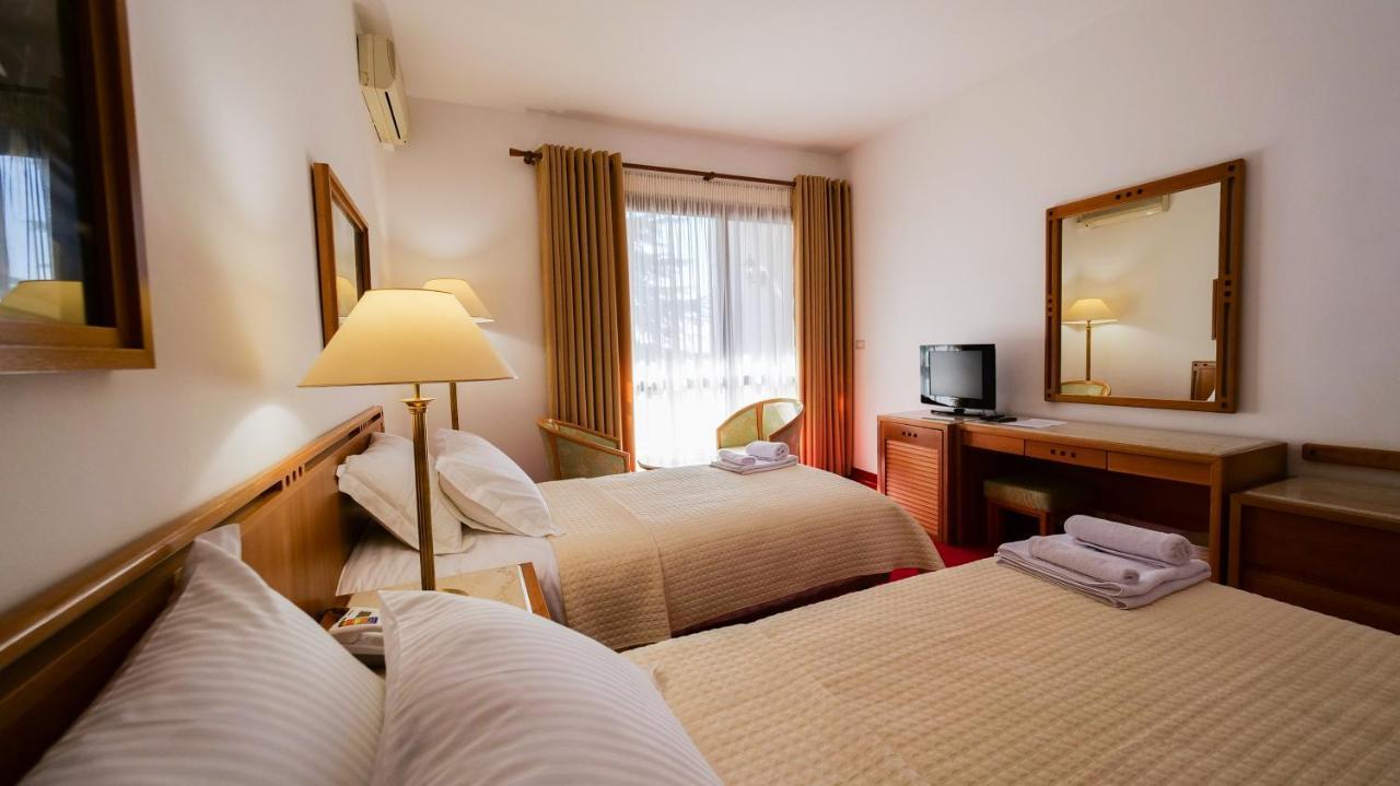 Chateau Linza Resort Тирана Екстер'єр фото