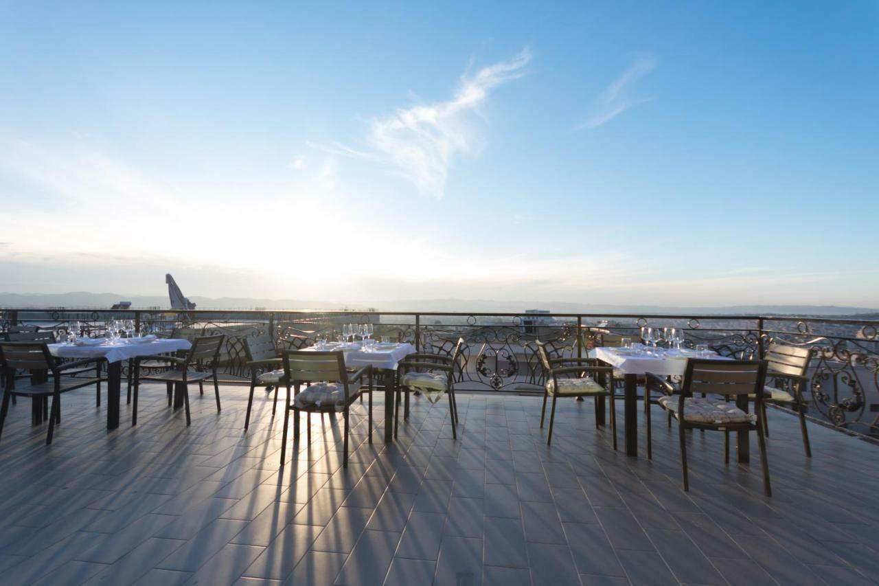 Chateau Linza Resort Тирана Екстер'єр фото