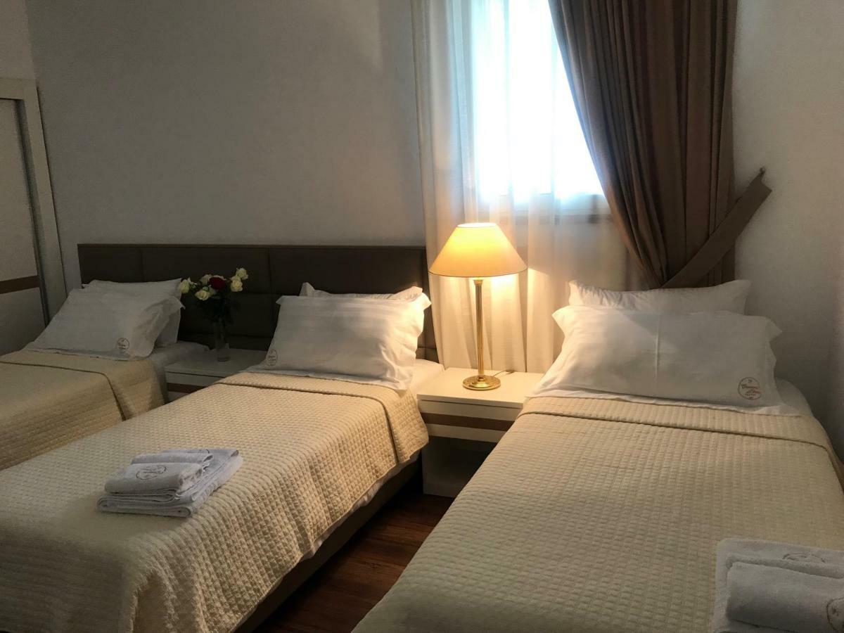 Chateau Linza Resort Тирана Екстер'єр фото